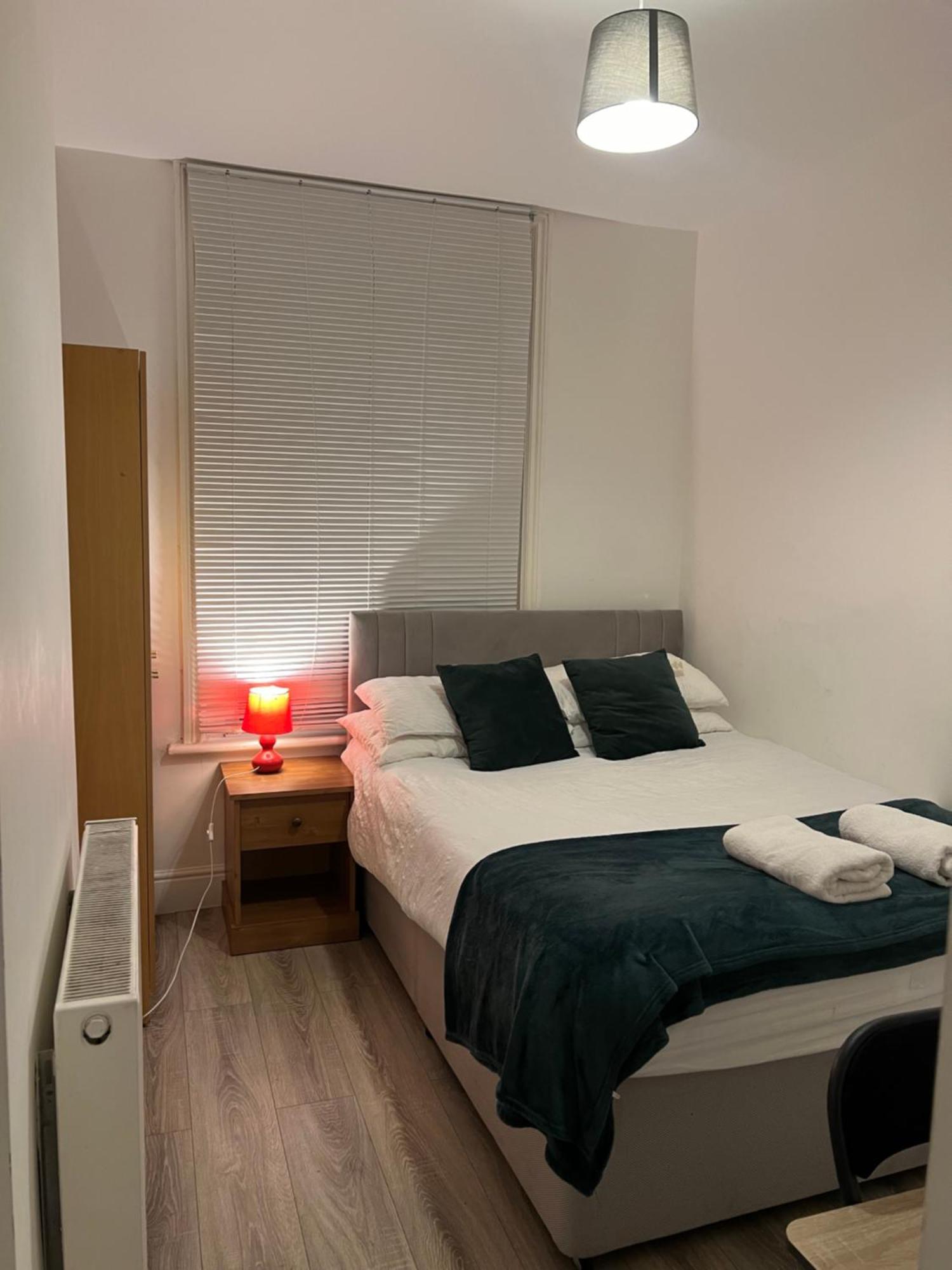 The Coral Guest House 1 Fratton Park Portsmouth Eksteriør bilde